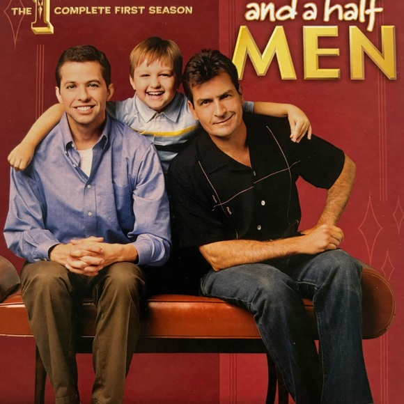 A NEW 4-DVD SET OF THE 1ST FULL SEASON OF TWO & 1/2 MEN! - Picture 9 of 9